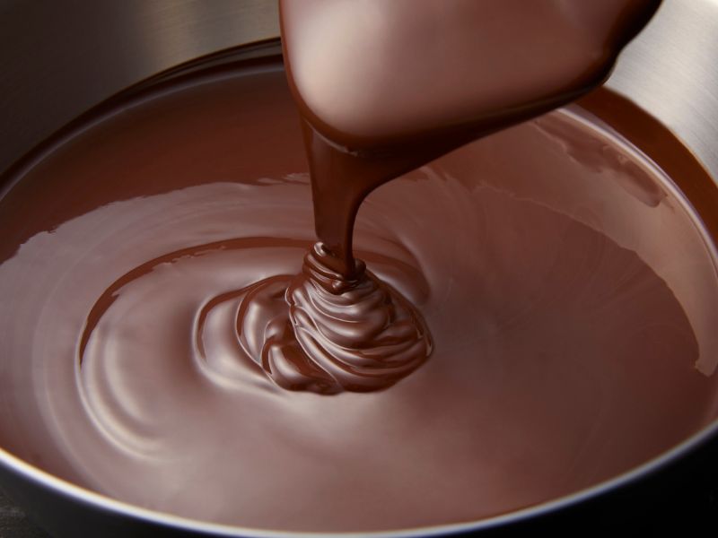 איך ממיסים שוקולד לבן